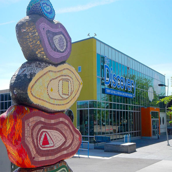 discovery center museum Rockford Illinois special events