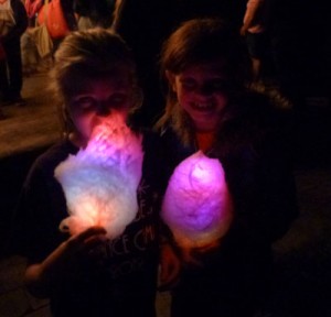 glow in the dark cotton candy sticks